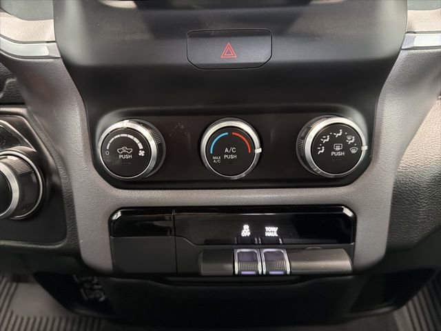 Used 2022 RAM 1500 Big Horn AWD/4WD image 17