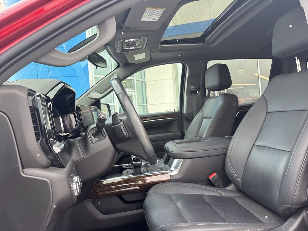 Used 2022 GMC Sierra 1500 Elevation w/ Elevation Premium Package image 8