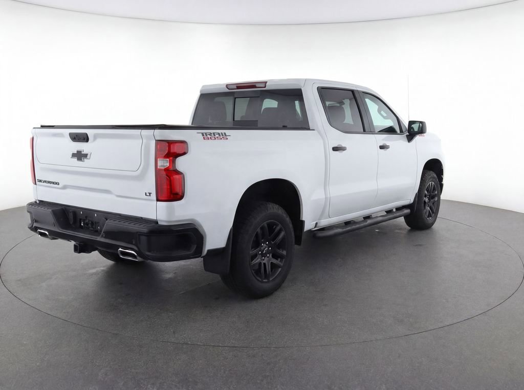 Used 2022 Chevrolet Silverado 1500 LT Trail Boss w/ Convenience Package II AWD/4WD image 7