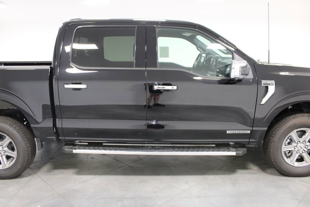New 2025 Ford F150 XLT w/ Equipment Group 302A MID image 10