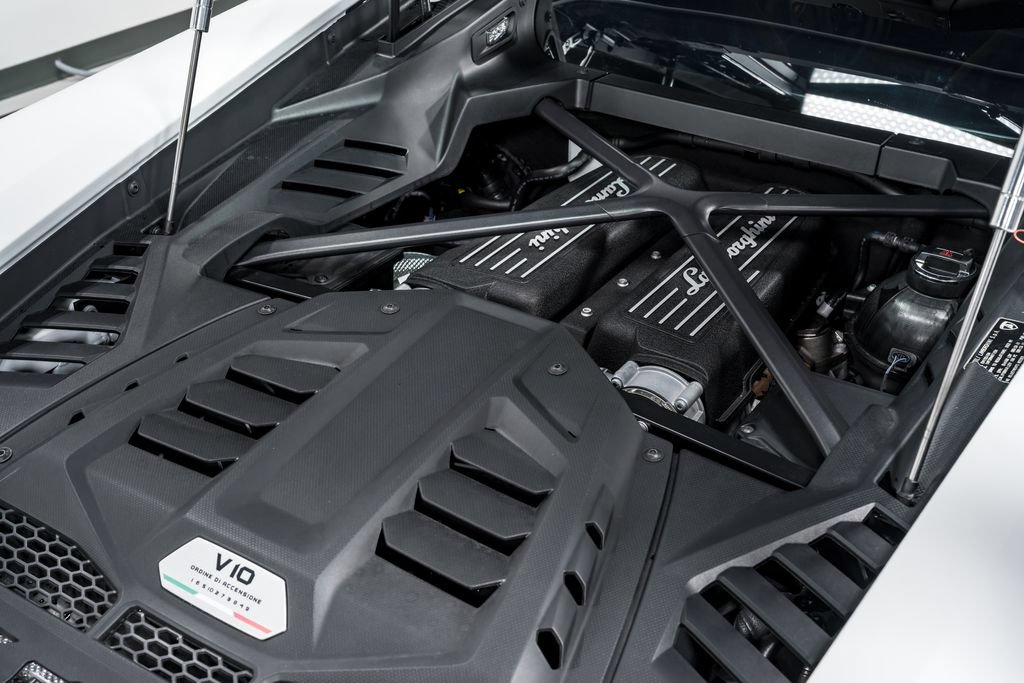 Used 2022 Lamborghini Huracan EVO AWD/4WD image 54