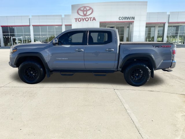 Used 2021 Toyota Tacoma TRD Off-Road AWD/4WD image 2