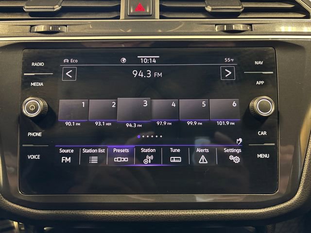 Used 2024 Volkswagen Tiguan SEL R-Line AWD/4WD image 18