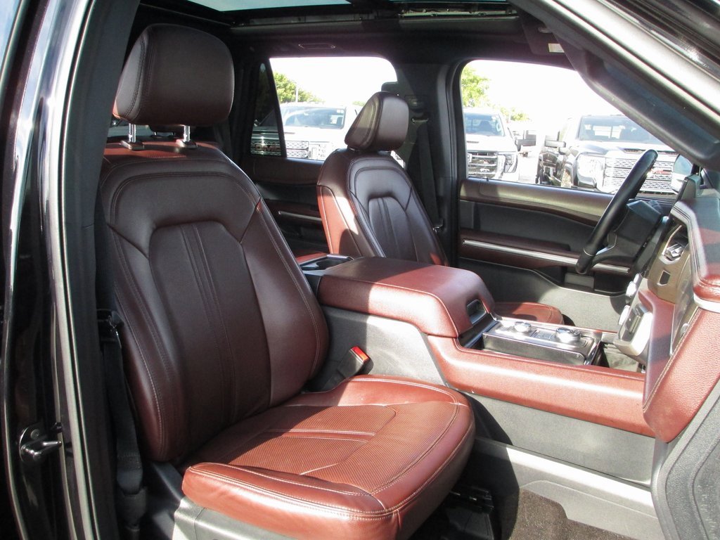 Used 2022 Ford Expedition Max Limited image 22