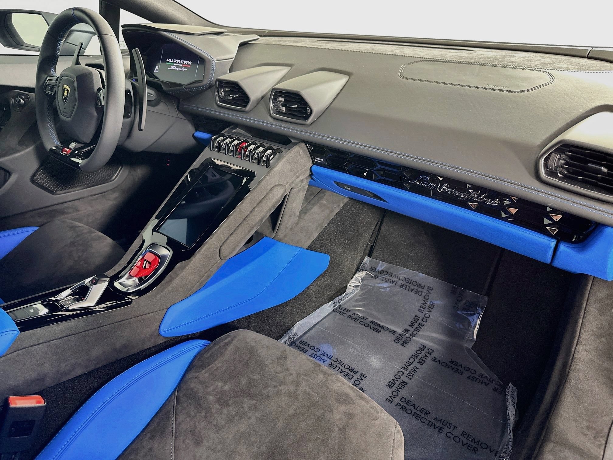Used 2023 Lamborghini Huracan Sterrato AWD/4WD image 26