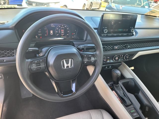 Certified 2025 Honda Accord LX image 9
