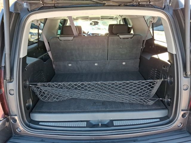 Used 2017 Chevrolet Suburban LT w/ Luxury Package image 27