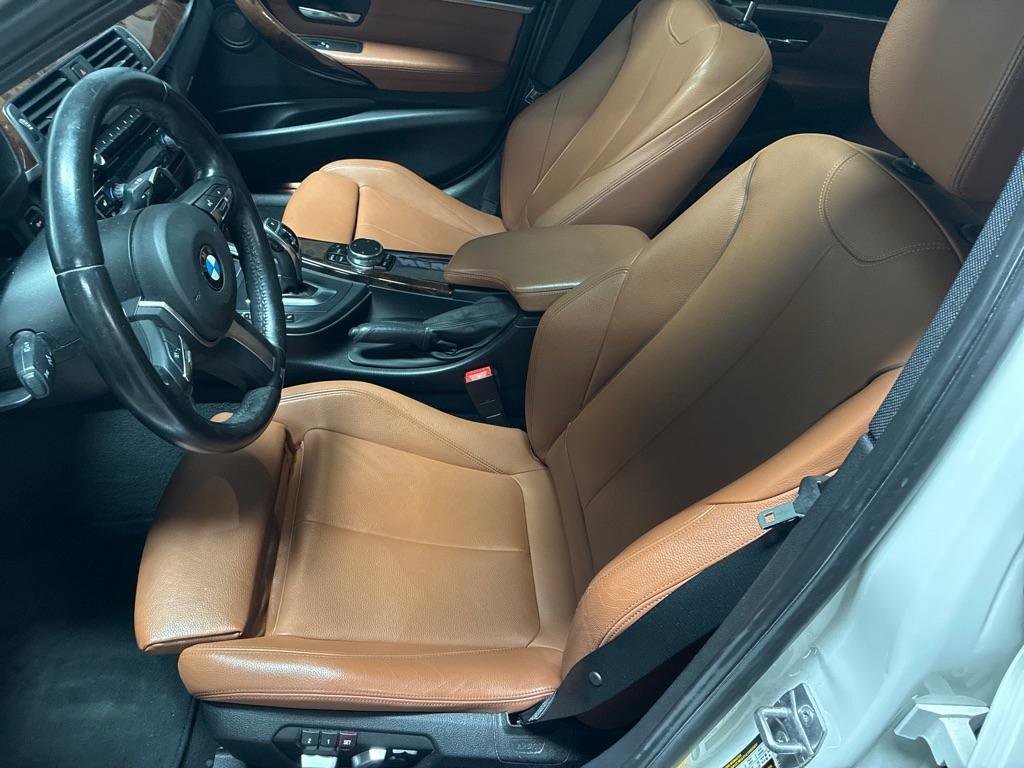 Used 2016 BMW 340i Sedan image 16