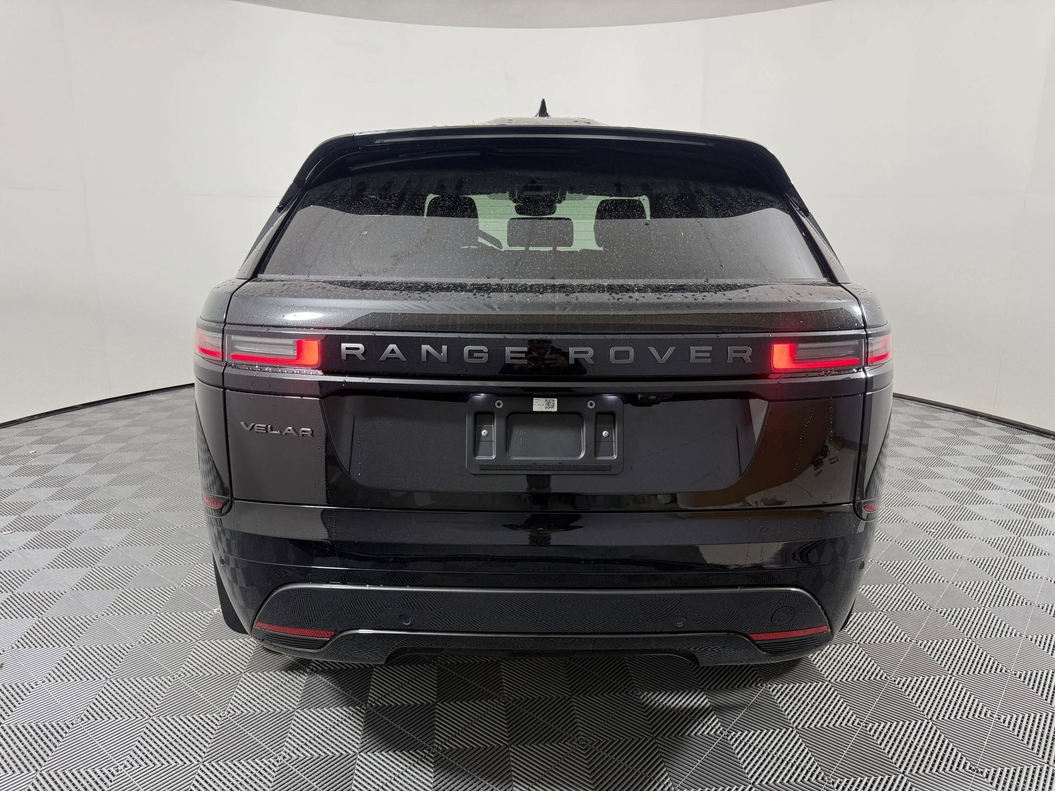 Used 2026 Land Rover Range Rover Velar Dynamic SE AWD/4WD image 9
