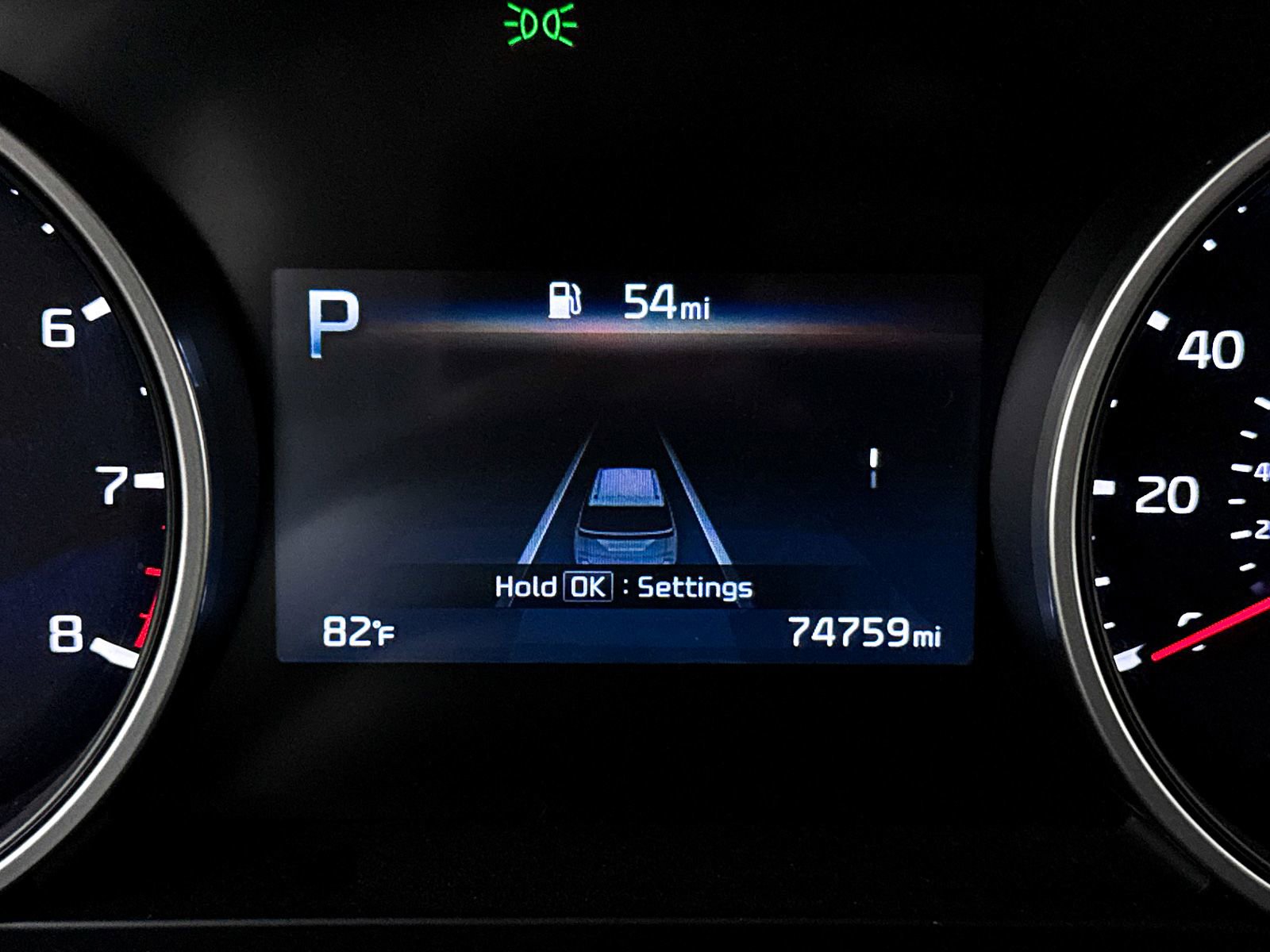 Used 2022 Kia Carnival LX FWD image 37