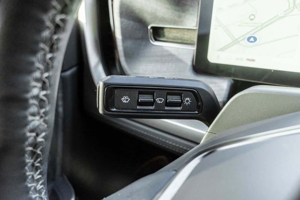 Used 2022 Rivian R1T Launch Edition image 29