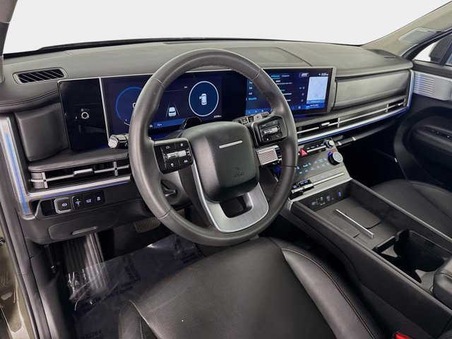 Used 2024 Hyundai Santa Fe Limited image 10