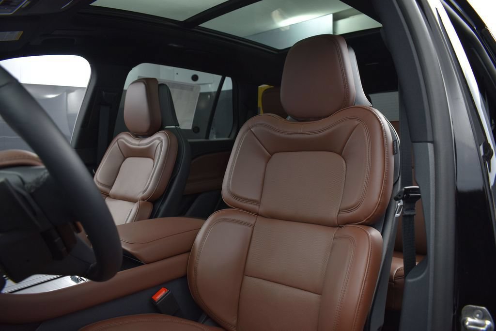 New 2026 Lincoln Aviator Reserve AWD/4WD image 19