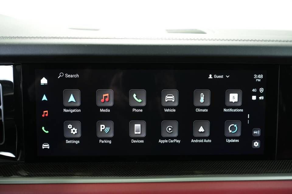 Certified 2025 Porsche Cayenne image 18