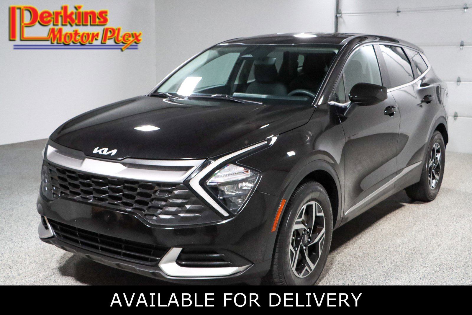 Used 2023 Kia Sportage LX FWD image 1