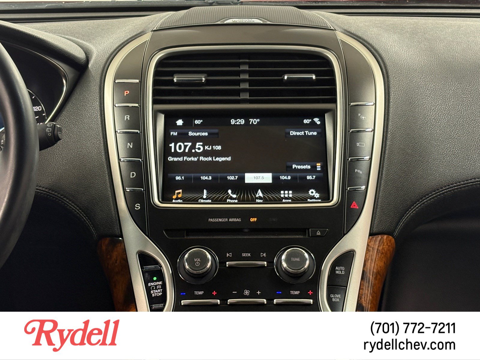 Used 2016 Lincoln MKX Reserve w/ Luxury Package AWD/4WD image 20
