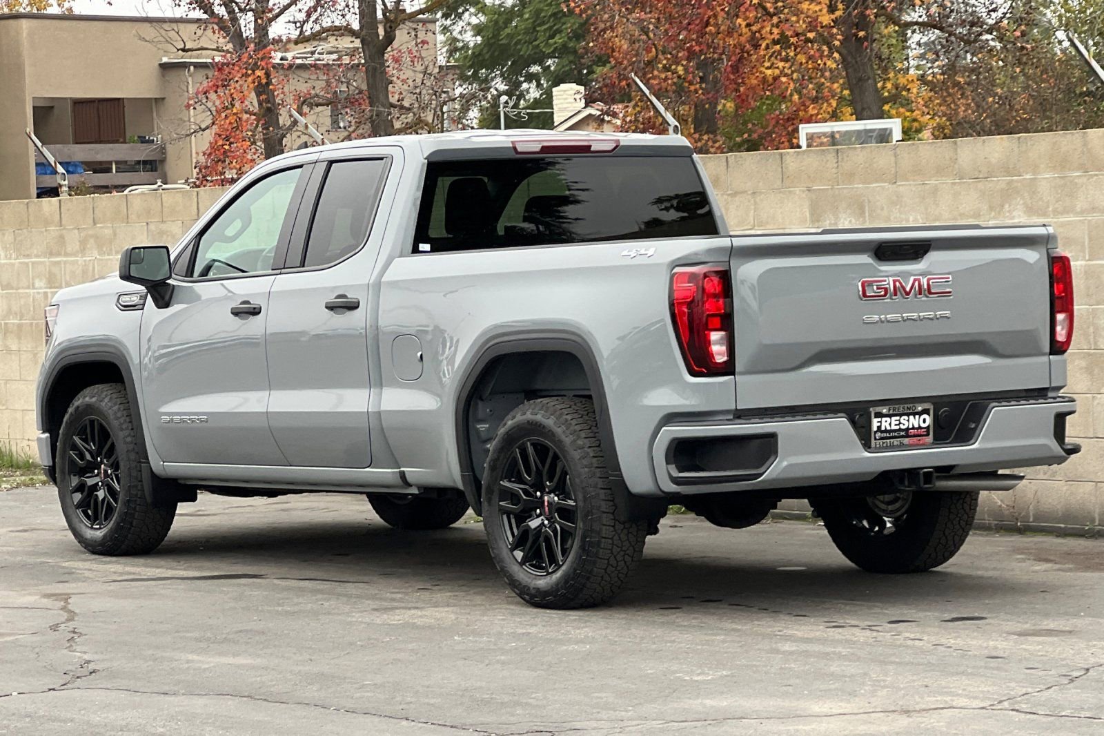 Used 2025 GMC Sierra 1500 Pro w/ Graphite Edition image 6