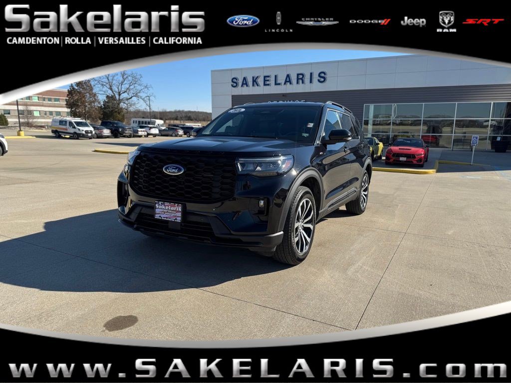 Certified 2025 Ford Explorer ST-Line image 1