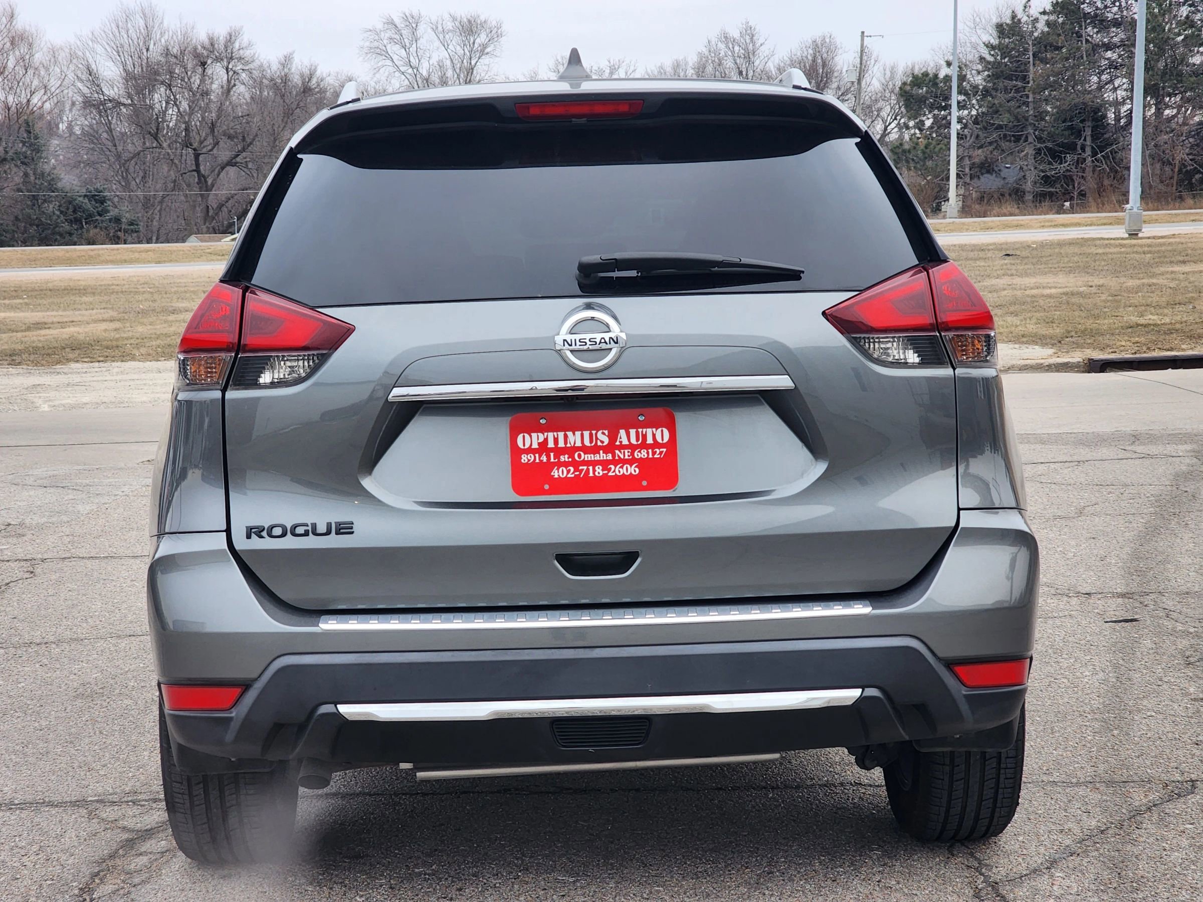 Used 2018 Nissan Rogue SL w/ Premium Package image 6