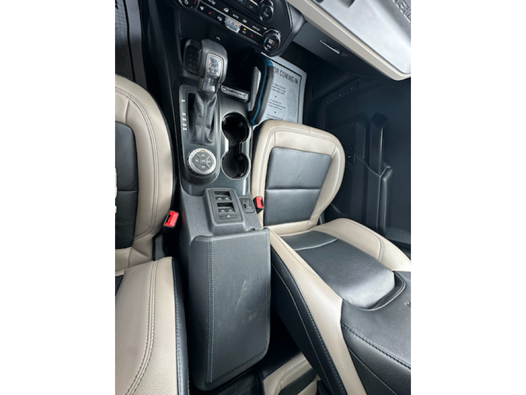 Used 2024 Ford Bronco Wildtrak AWD/4WD image 7