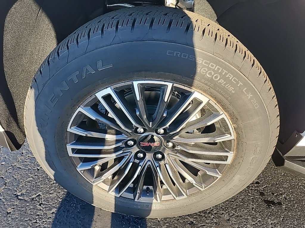 New 2026 GMC Yukon Elevation image 9