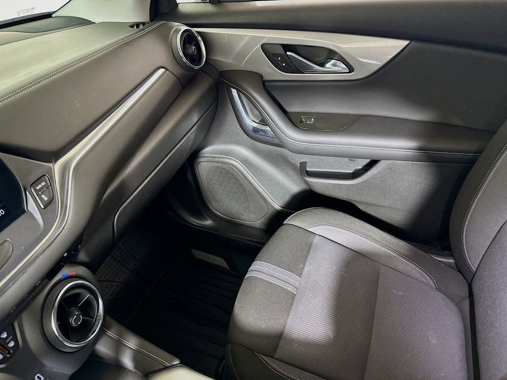 Certified 2023 Chevrolet Blazer LT w/ Convenience Package image 20