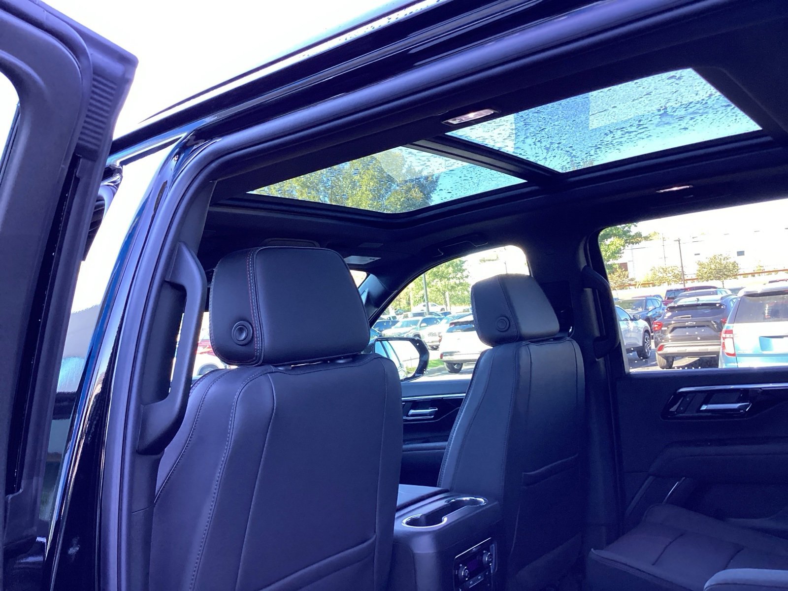 New 2026 Chevrolet Suburban RST w/ Comfort Package image 13