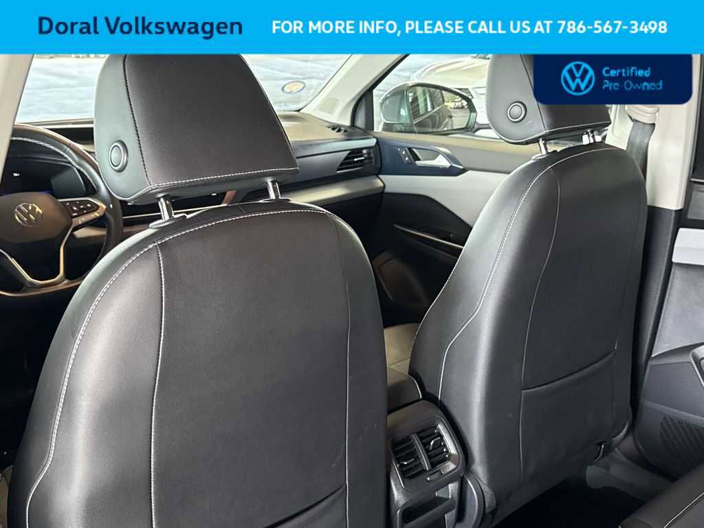 Certified 2022 Volkswagen Taos SE FWD image 23