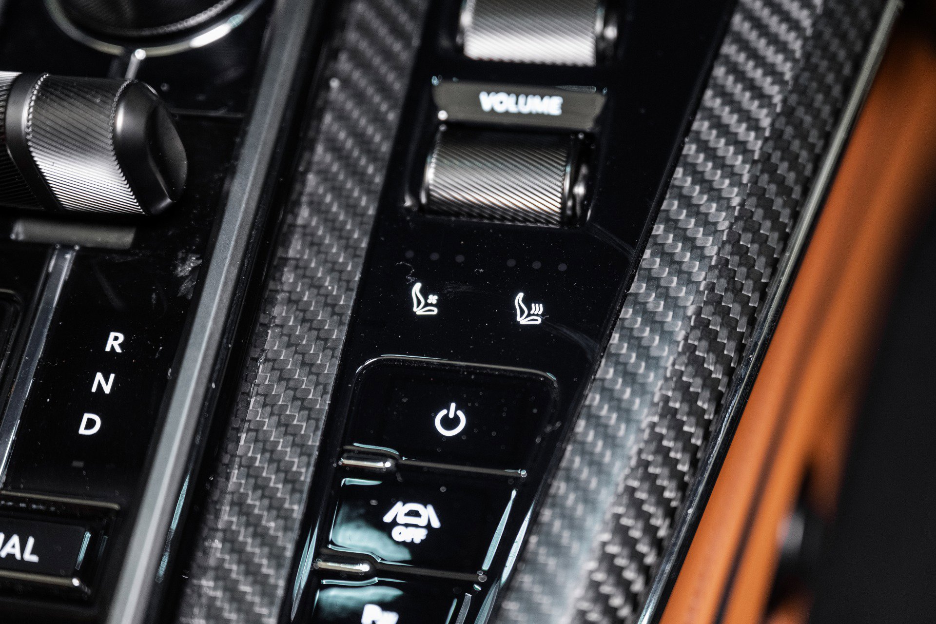 New 2026 Aston Martin V8 Vantage Roadster image 32