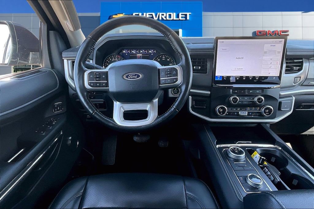 Used 2024 Ford Expedition XLT image 8