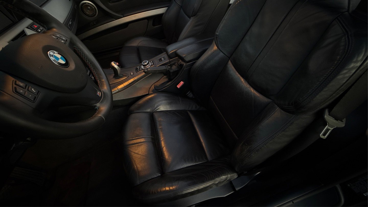 Used 2011 BMW M3 Convertible image 11