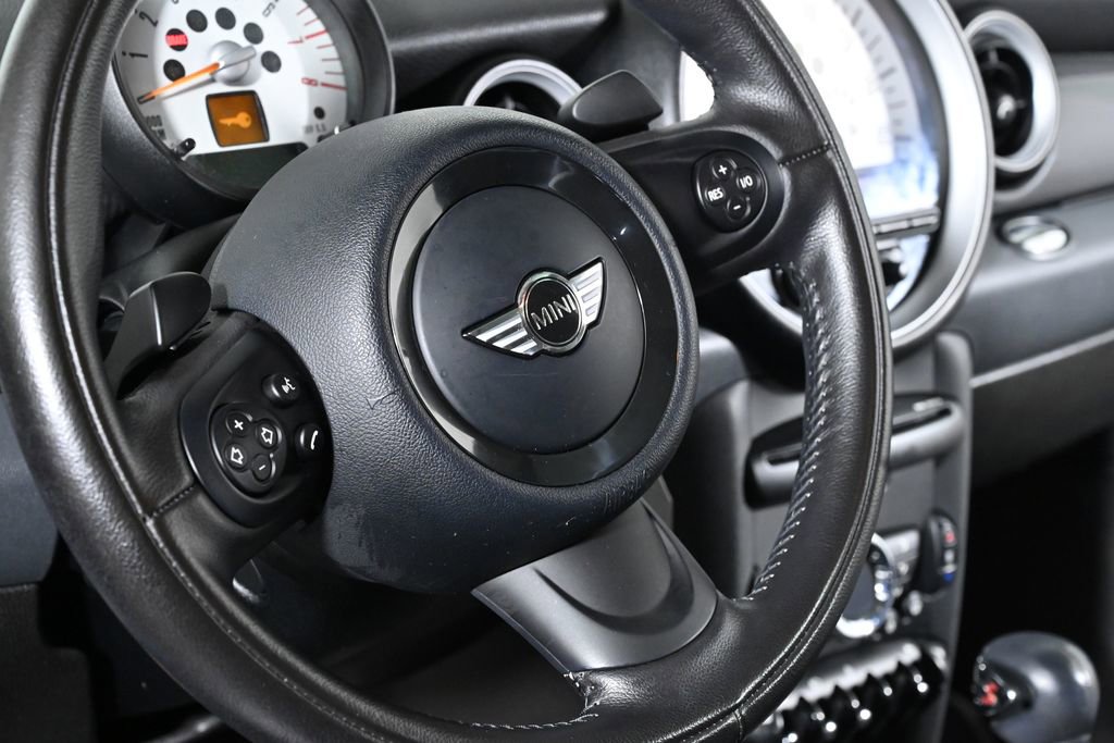Used 2011 MINI Cooper S FWD image 14