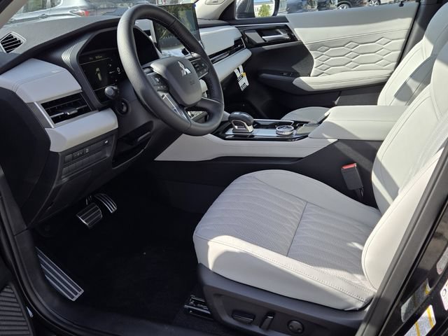 New 2026 Mitsubishi Outlander SEL FWD image 5