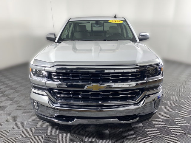 Used 2018 Chevrolet Silverado 1500 LTZ w/ Sport Package AWD/4WD image 11