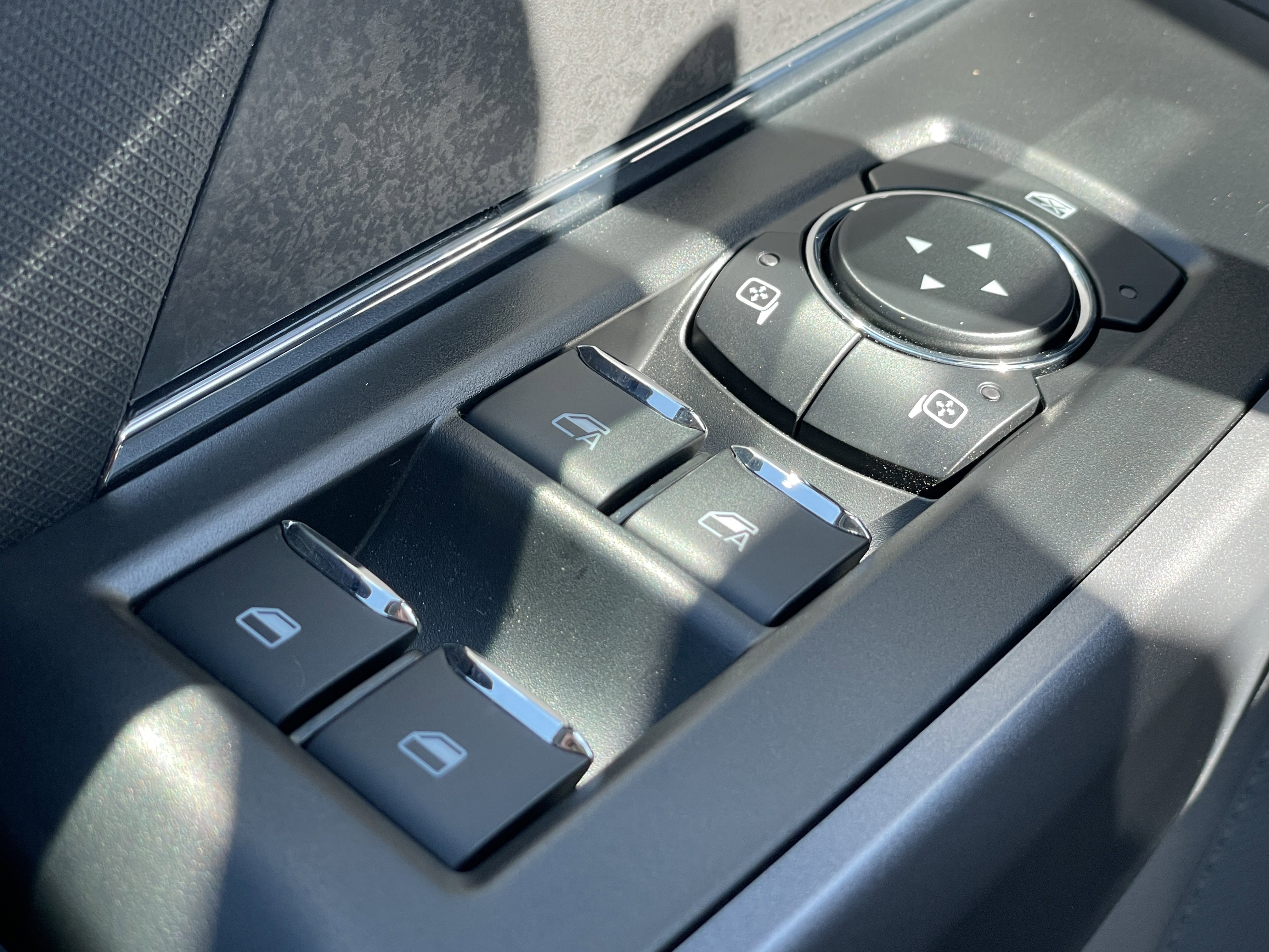 New 2025 Ford F150 XLT w/ Equipment Group 302A MID image 22