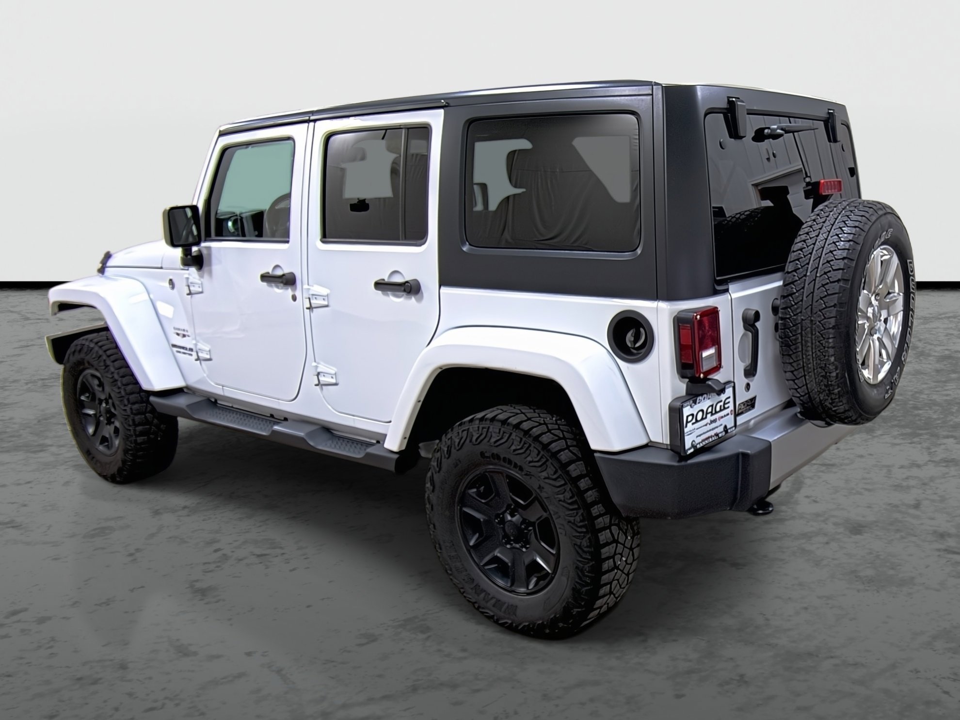 Used 2017 Jeep Wrangler Unlimited Sahara w/ Dual Top Group image 2