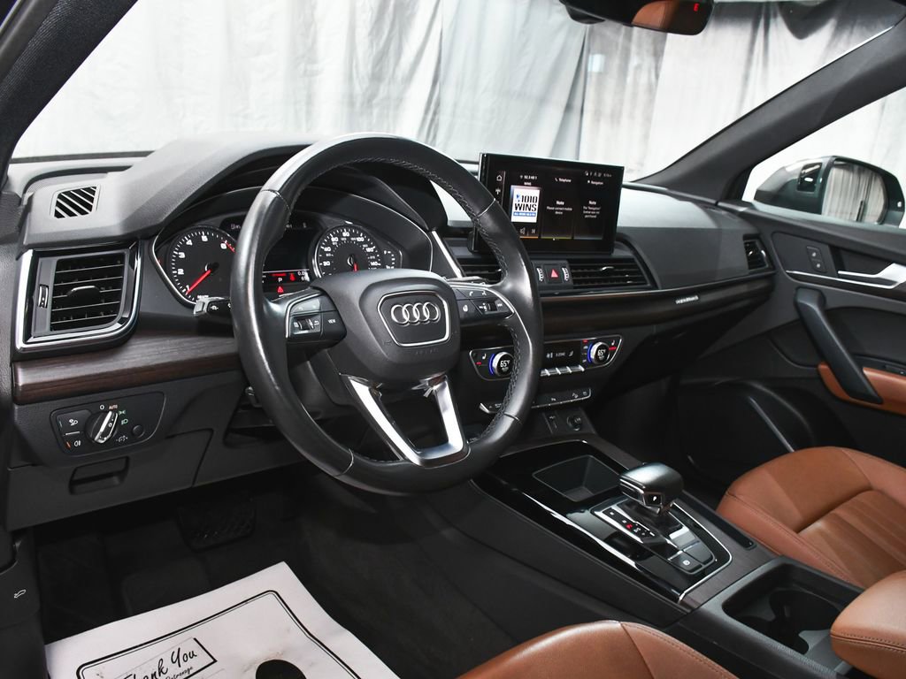 Used 2023 Audi Q5 2.0T Premium w/ Convenience Package AWD/4WD image 23
