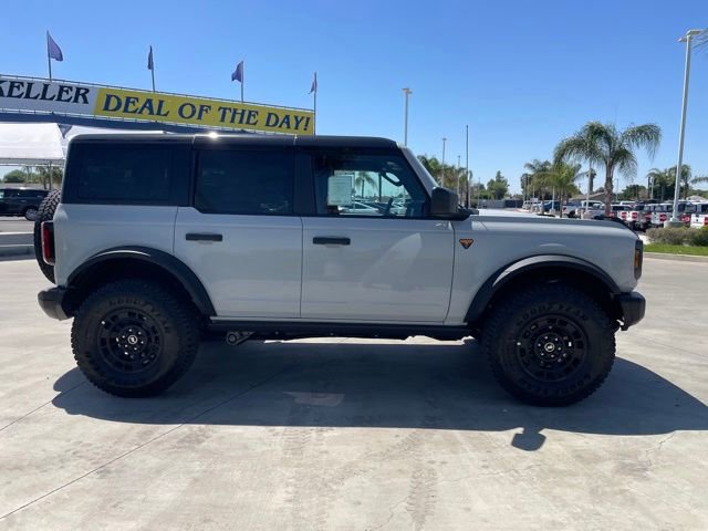 New 2026 Ford Bronco Badlands w/ Sasquatch Package AWD/4WD image 6
