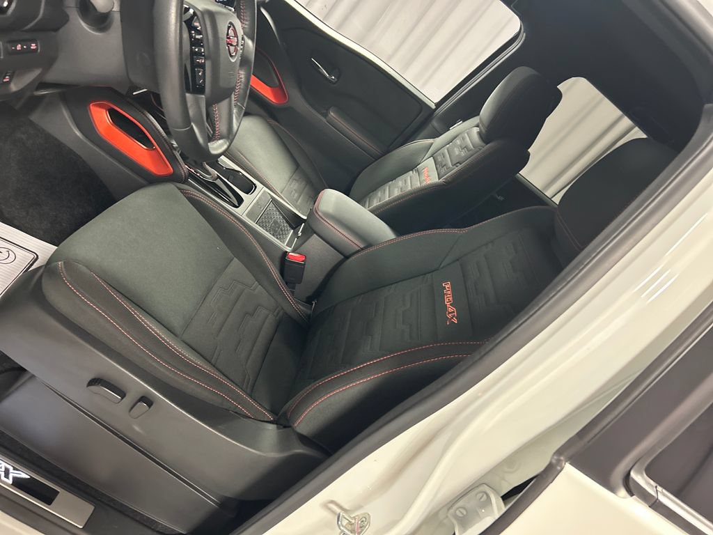 Used 2023 Nissan Frontier PRO-4X w/ Pro Convenience Package AWD/4WD image 10