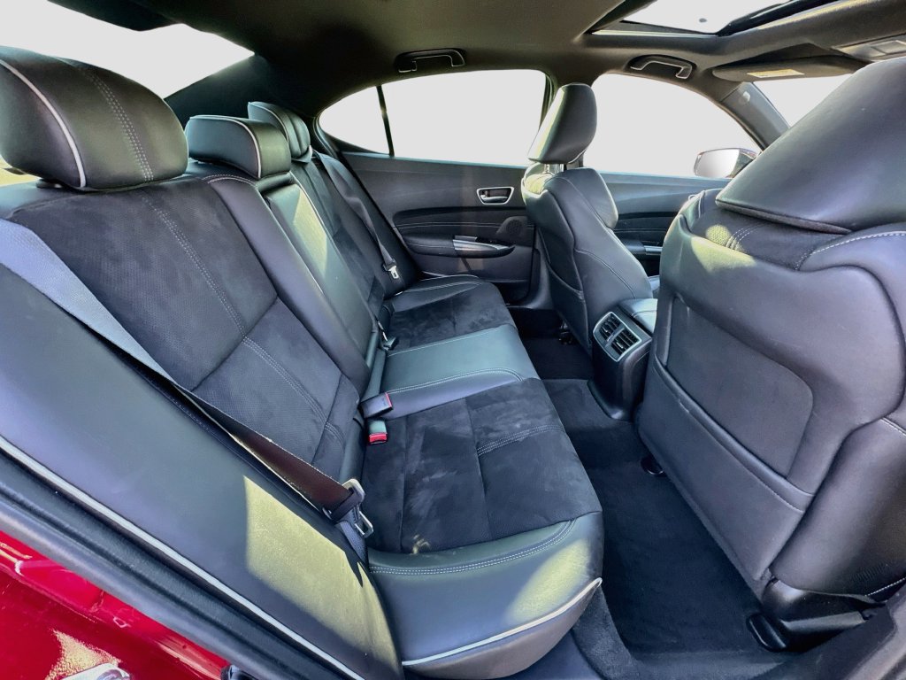 Used 2018 Acura TLX w/ Technology & A-SPEC Package FWD image 34
