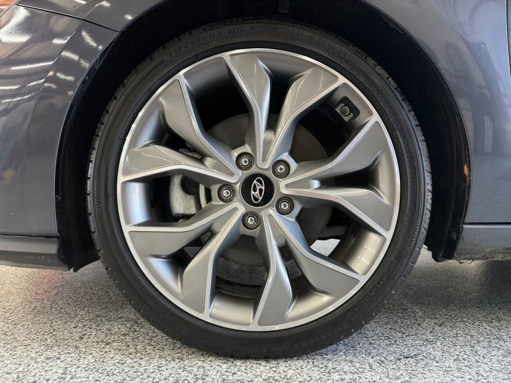 Used 2019 Hyundai Elantra GT N Line FWD image 37