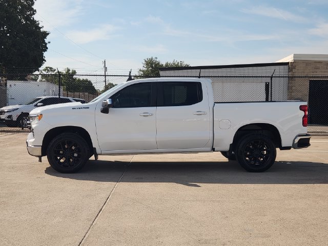 Used 2024 Chevrolet Silverado 1500 LT RWD image 12