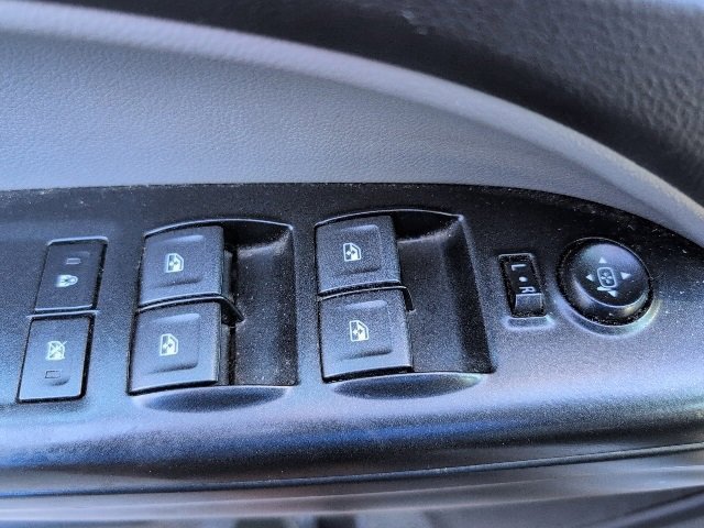 Used 2018 Chevrolet Colorado W/T w/ WT Convenience Package image 13