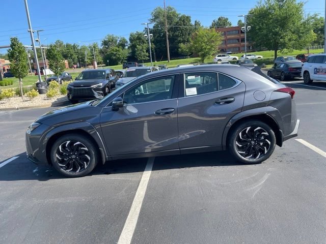New 2026 Lexus UX 300h AWD image 6