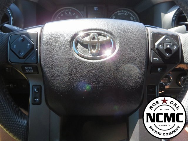 Used 2021 Toyota Tacoma TRD Sport image 32