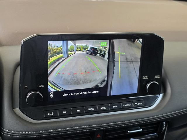 Used 2023 Nissan Rogue SL w/ SL Premium Package FWD image 21