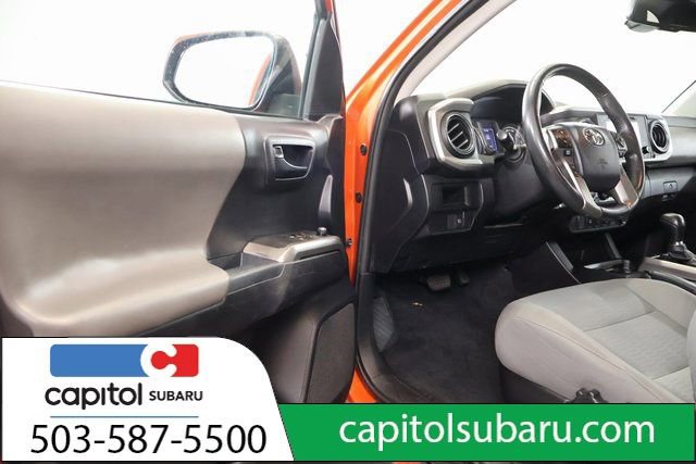 Used 2018 Toyota Tacoma SR5 image 8