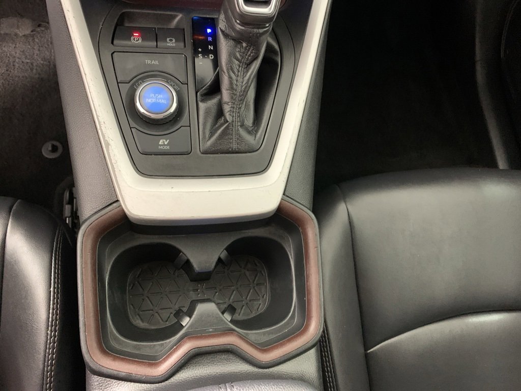 Used 2021 Toyota RAV4 Limited image 13