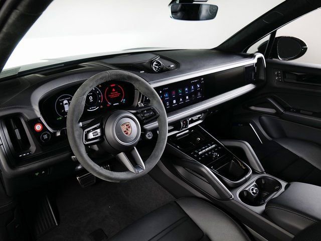 New 2026 Porsche Cayenne GTS image 19