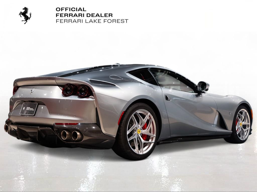 Used 2020 Ferrari 812 Superfast RWD image 10